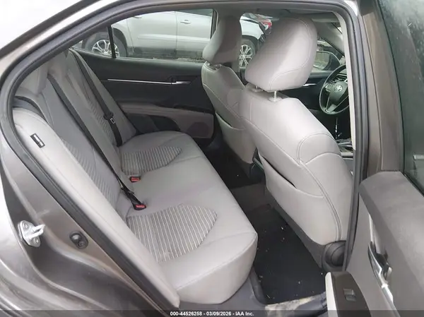 4T1G11BK2MU040946 2021 TOYOTA CAMRY - Image 8