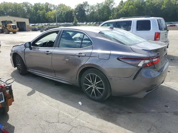 4T1G11BK2NU054850 2022 TOYOTA CAMRY - Image 2