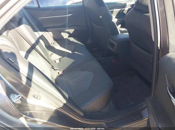 4T1G11BK2NU057697 2022 TOYOTA CAMRY - Image 8