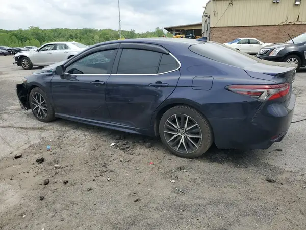4T1G11BK2NU058493 2022 TOYOTA CAMRY - Image 2