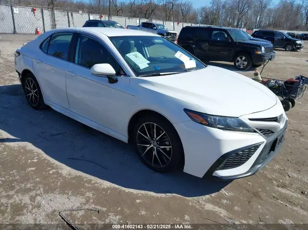 4T1G11BK2PU076186 2023 TOYOTA CAMRY - Image 1