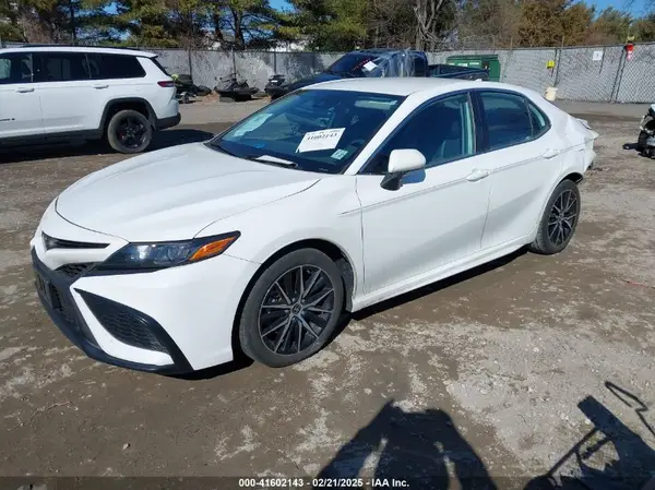 4T1G11BK2PU076186 2023 TOYOTA CAMRY - Image 2