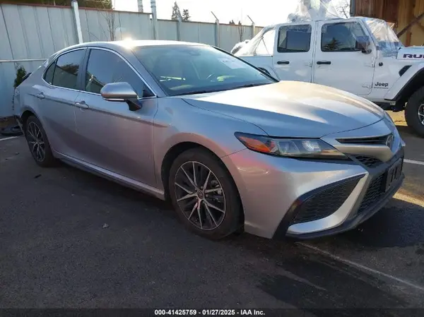 4T1G11BK2PU077421 2023 TOYOTA CAMRY - Image 1