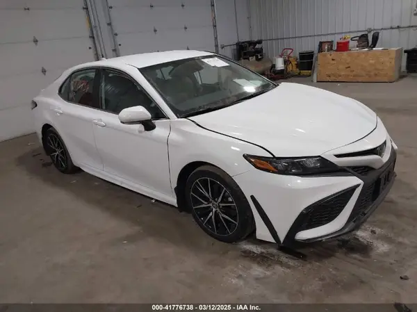 4T1G11BK2PU083901 2023 TOYOTA CAMRY - Image 1