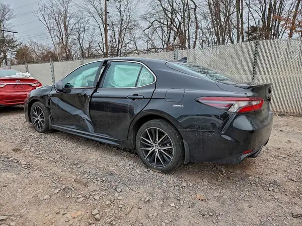 4T1G11BK2RU109366 2024 TOYOTA CAMRY - Image 2
