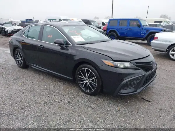 4T1G11BK2RU117743 2024 TOYOTA CAMRY - Image 1