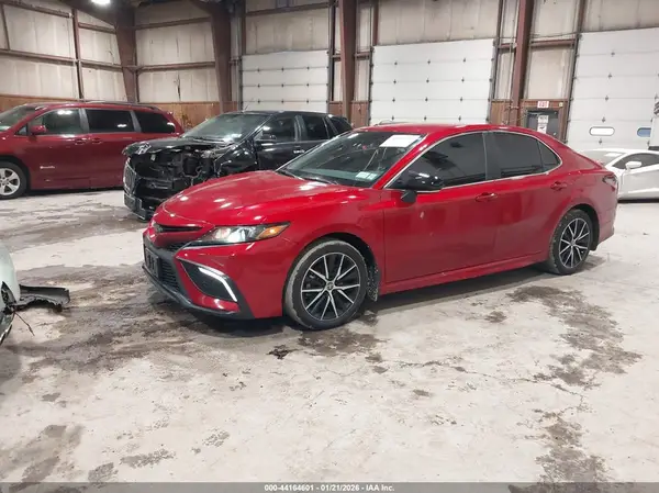 4T1G11BK2RU118245 2024 TOYOTA CAMRY - Image 2