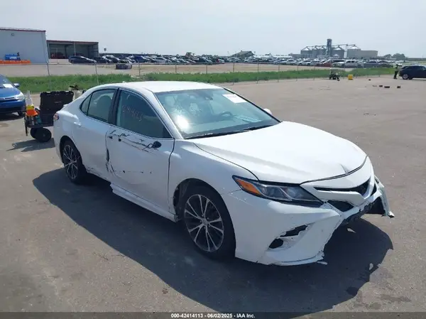 4T1G11BK3LU007582 2020 TOYOTA CAMRY - Image 1