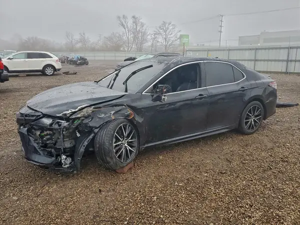 4T1G11BK3MU025727 2021 TOYOTA CAMRY - Image 1