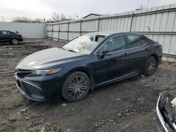 4T1G11BK3MU033455 2021 TOYOTA CAMRY - Image 1