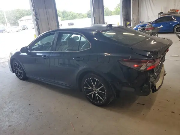 4T1G11BK3MU037764 2021 TOYOTA CAMRY - Image 2