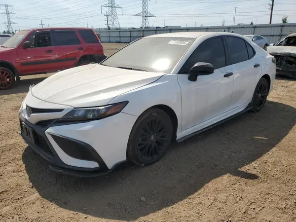 4T1G11BK3MU039692 2021 TOYOTA CAMRY - Image 1