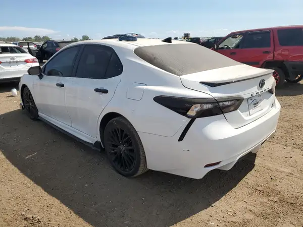 4T1G11BK3MU039692 2021 TOYOTA CAMRY - Image 2