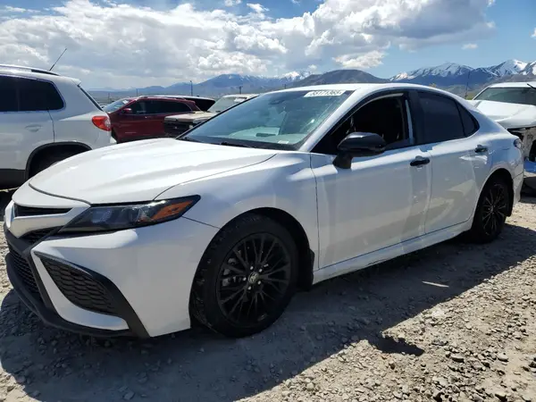 4T1G11BK3MU045430 2021 TOYOTA CAMRY - Image 1