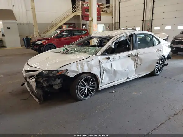 4T1G11BK3PU082644 2023 TOYOTA CAMRY - Image 2