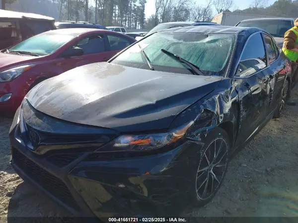 4T1G11BK3RU109361 2024 TOYOTA CAMRY - Image 2