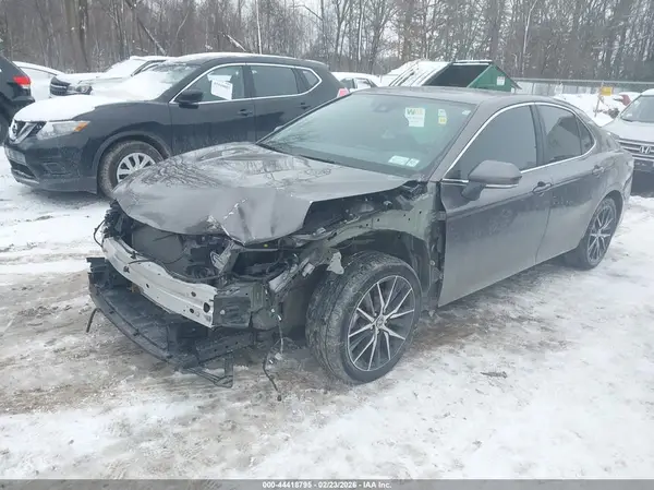 4T1G11BK3RU110459 2024 TOYOTA CAMRY - Image 2