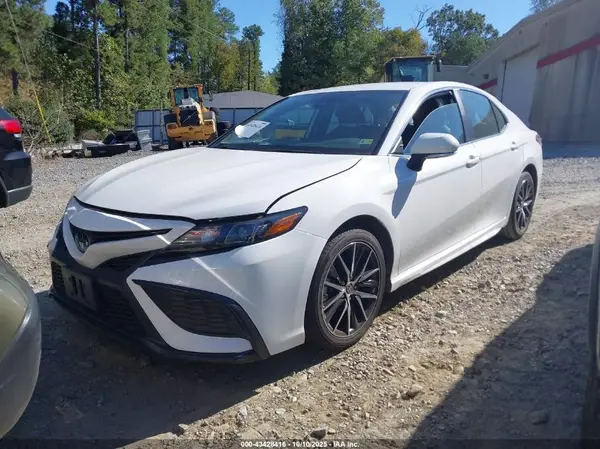 4T1G11BK3RU130002 2024 TOYOTA CAMRY - Image 2