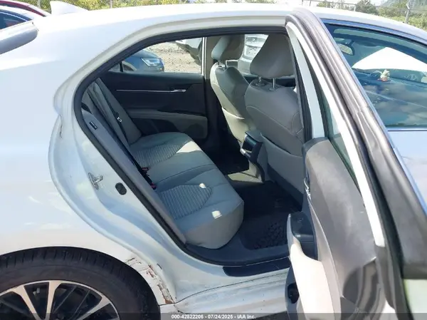 4T1G11BK4LU006151 2020 TOYOTA CAMRY - Image 8