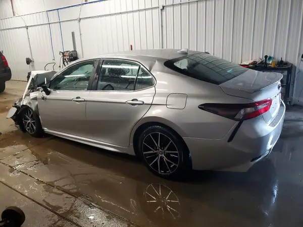 4T1G11BK4MU034663 2021 TOYOTA CAMRY - Image 2