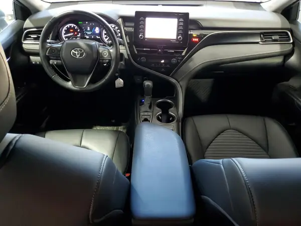 4T1G11BK4NU068068 2022 TOYOTA CAMRY - Image 8