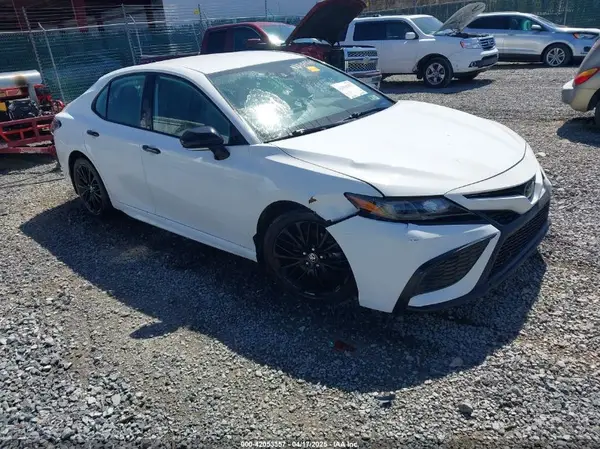 4T1G11BK4NU068751 2022 TOYOTA CAMRY - Image 1