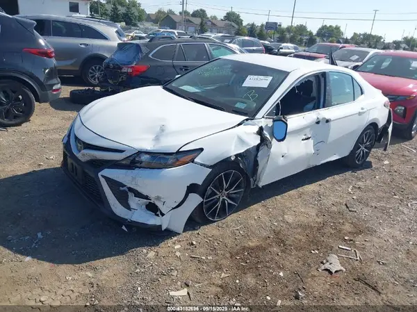 4T1G11BK4PU075573 2023 TOYOTA CAMRY - Image 2