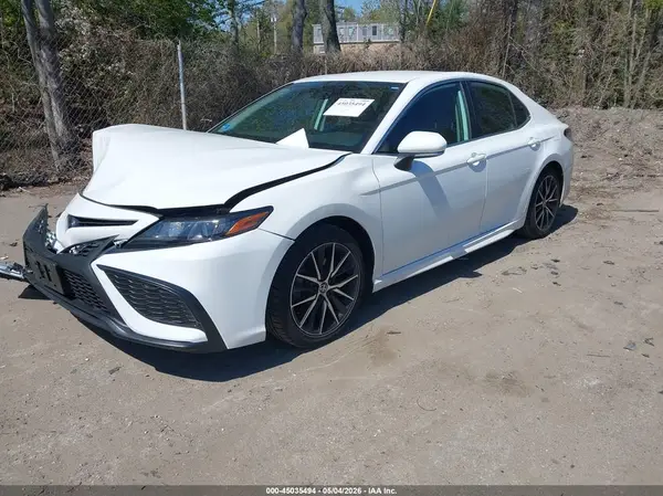 4T1G11BK4RU110745 2024 TOYOTA CAMRY - Image 2