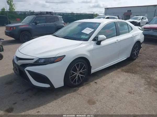 4T1G11BK4RU125651 2024 TOYOTA CAMRY - Image 2