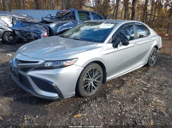 4T1G11BK4RU127447 2024 TOYOTA CAMRY - Image 2
