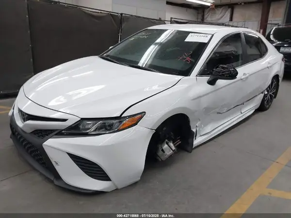 4T1G11BK5LU011892 2020 TOYOTA CAMRY - Image 2