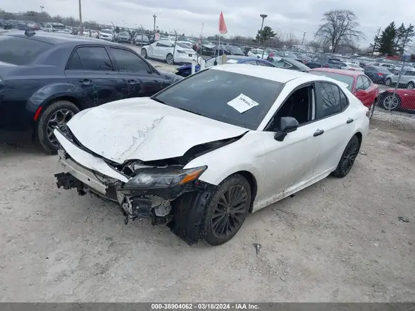 4T1G11BK5MU021923 2021 TOYOTA CAMRY - Image 2