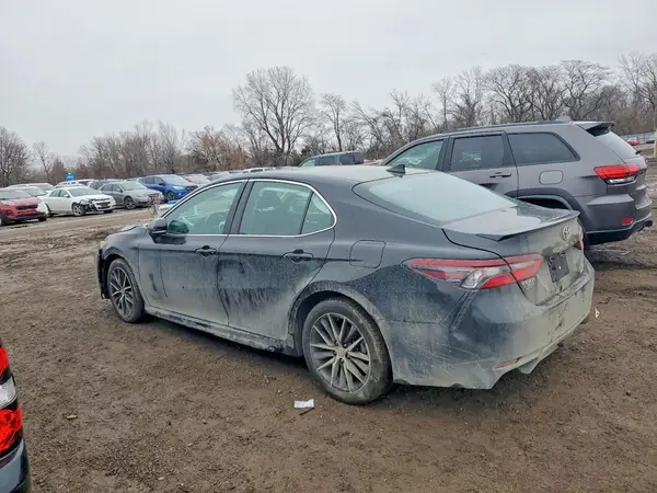 4T1G11BK5MU025714 2021 TOYOTA CAMRY - Image 2
