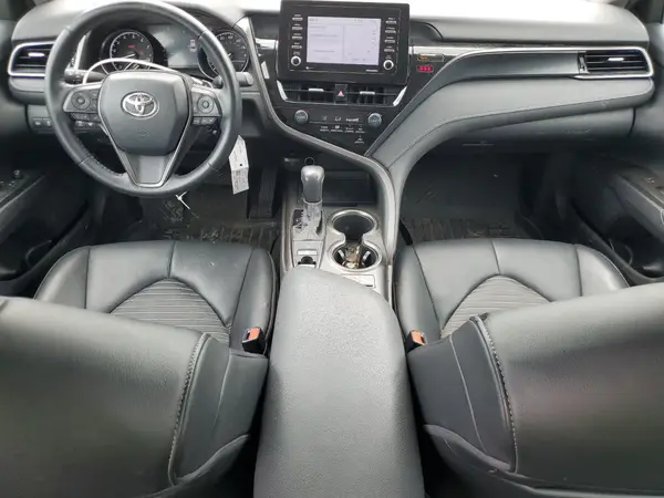 4T1G11BK5MU030556 2021 TOYOTA CAMRY - Image 8