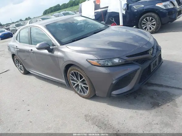 4T1G11BK5MU035952 2021 TOYOTA CAMRY - Image 1