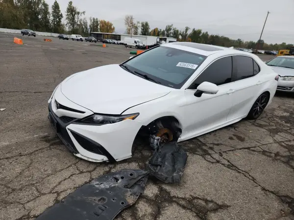 4T1G11BK5MU036941 2021 TOYOTA CAMRY - Image 1