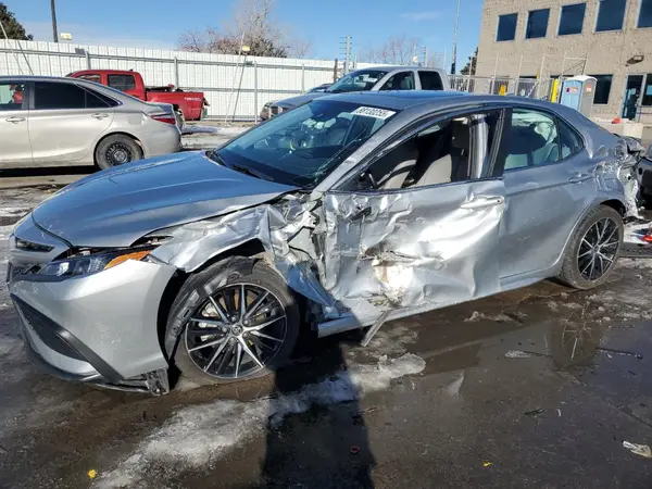 4T1G11BK5MU037491 2021 TOYOTA CAMRY - Image 1