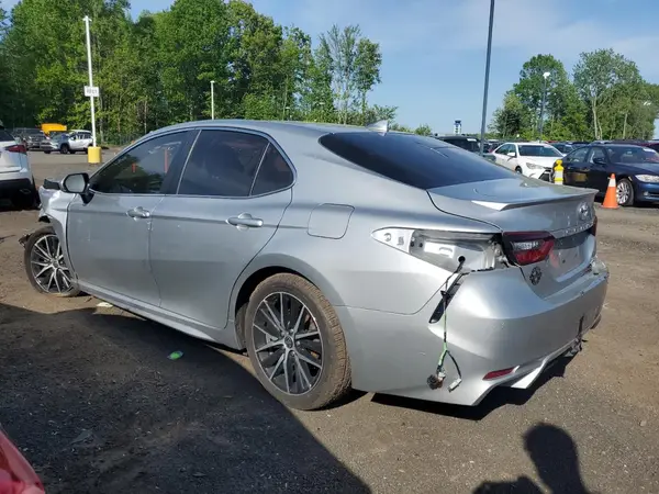 4T1G11BK5NU053255 2022 TOYOTA CAMRY - Image 2