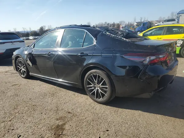 4T1G11BK5NU055684 2022 TOYOTA CAMRY - Image 2