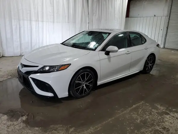 4T1G11BK5NU059704 2022 TOYOTA CAMRY - Image 1