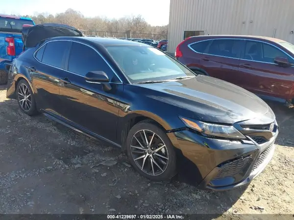 4T1G11BK5PU090566 2023 TOYOTA CAMRY - Image 1