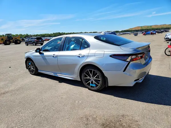 4T1G11BK5RU110365 2024 TOYOTA CAMRY - Image 2