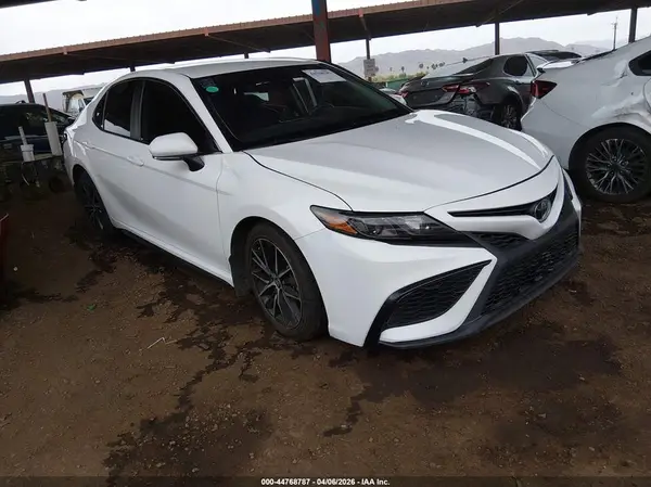4T1G11BK5RU127425 2024 TOYOTA CAMRY - Image 1