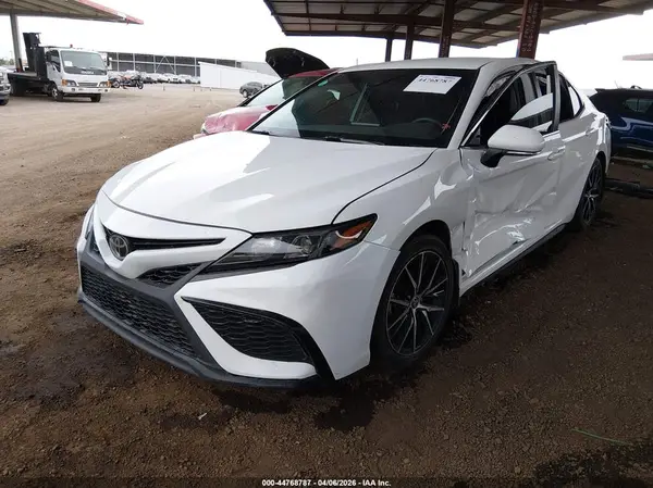 4T1G11BK5RU127425 2024 TOYOTA CAMRY - Image 2