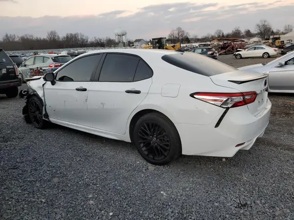4T1G11BK6LU010735 2020 TOYOTA CAMRY - Image 2