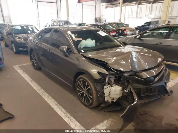 4T1G11BK6LU011335 2020 TOYOTA CAMRY - Image 1