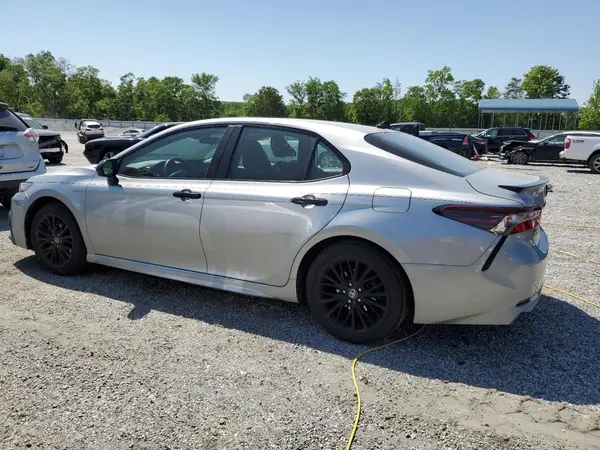 4T1G11BK6MU030033 2021 TOYOTA CAMRY - Image 2