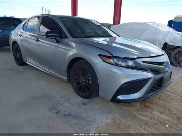 4T1G11BK6MU034311 2021 TOYOTA CAMRY - Image 1