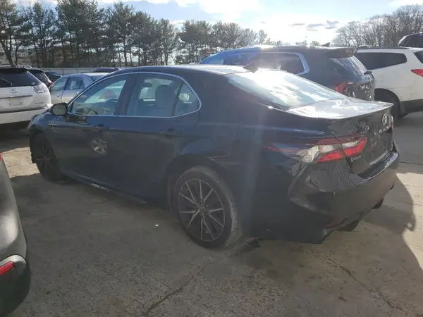 4T1G11BK6MU038360 2021 TOYOTA CAMRY - Image 2