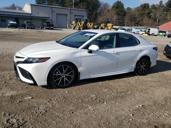 4T1G11BK6NU058559 2022 TOYOTA CAMRY - Image 1
